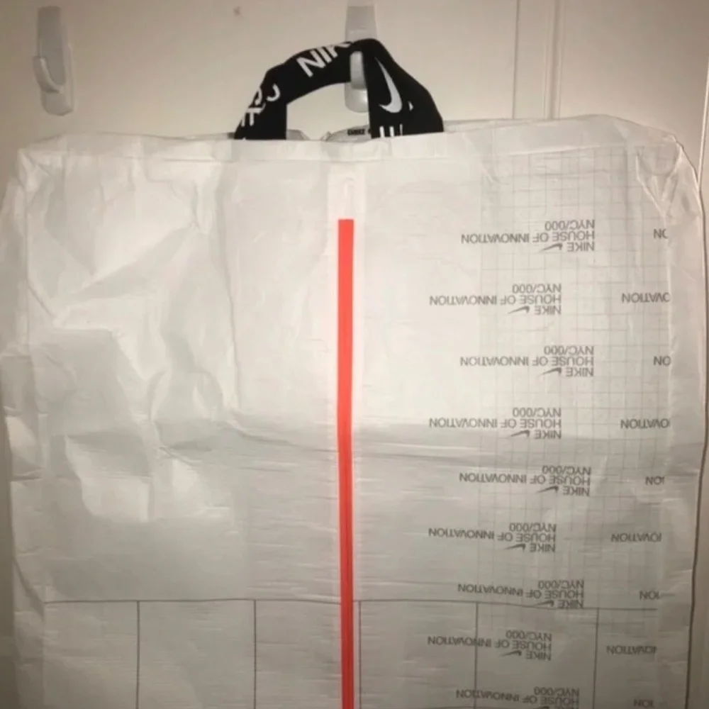 Nike House of Innovation Travel Garment Bag